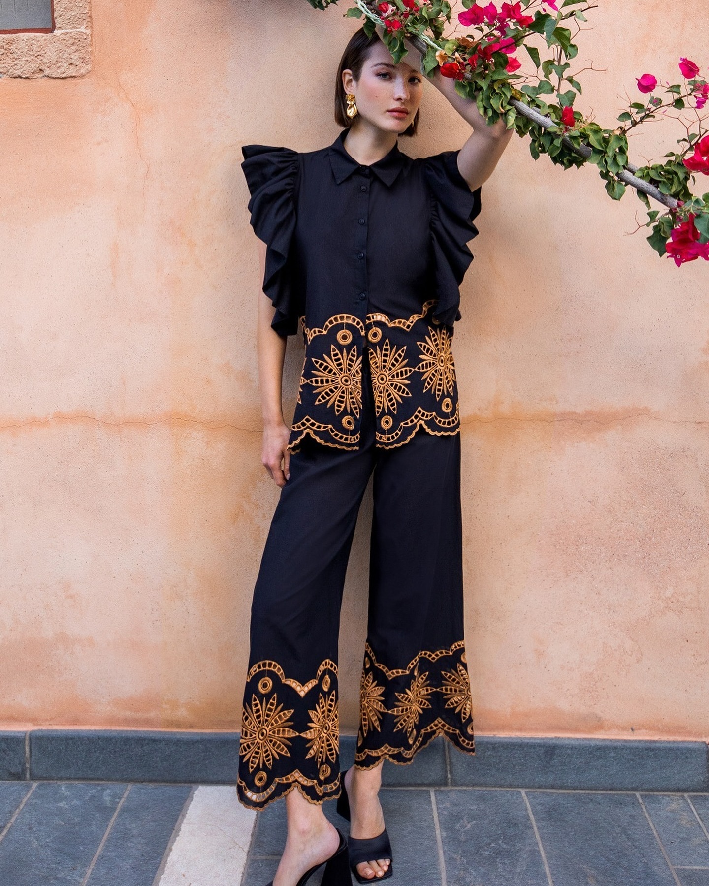 Moutaki SS25 
New arrivals #-10% firstorder 
Klarna payments Free shipping in Greece