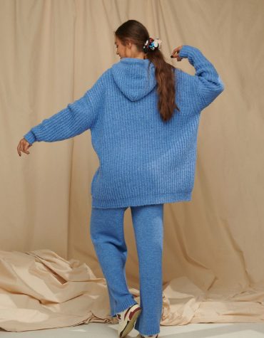 Karavan Arlette Knitted Oversized Hoodie 1