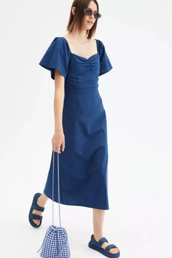 Compania Fantastica Blue flared cut fitted midi dress with short sleeves 3